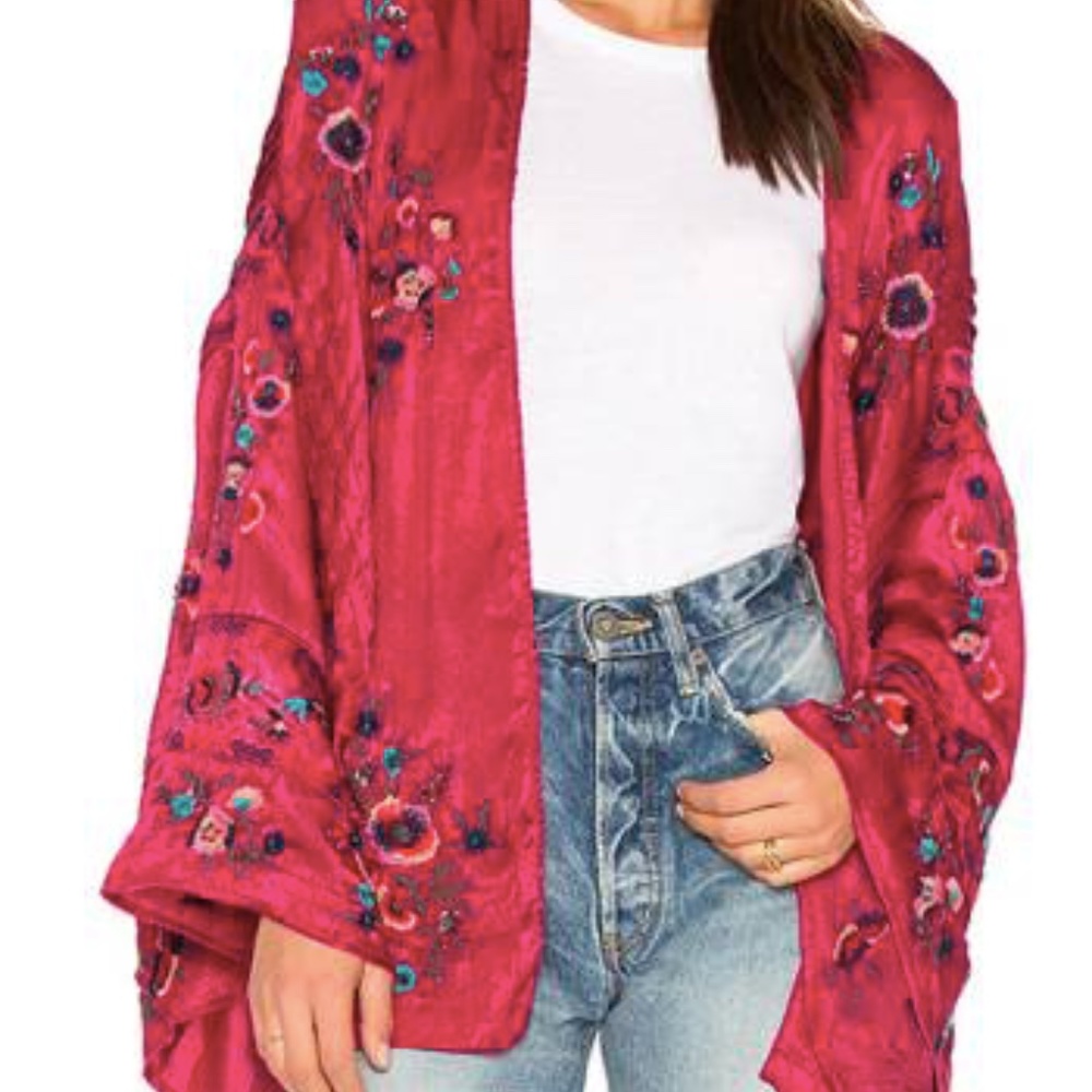 FREE PEOPLE SHORT KIMONO